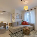 2br - Workspace With Elevator Daire