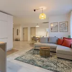 公寓 2br - Workspace With Elevator
