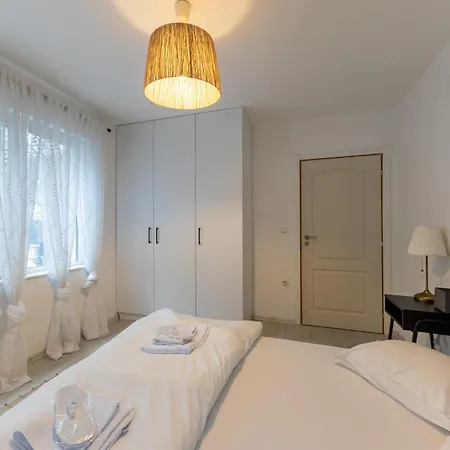 2br - Workspace With Elevator * וארנה