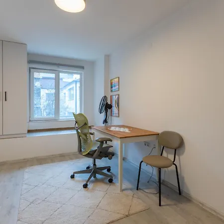 2br - Workspace With Elevator * וארנה