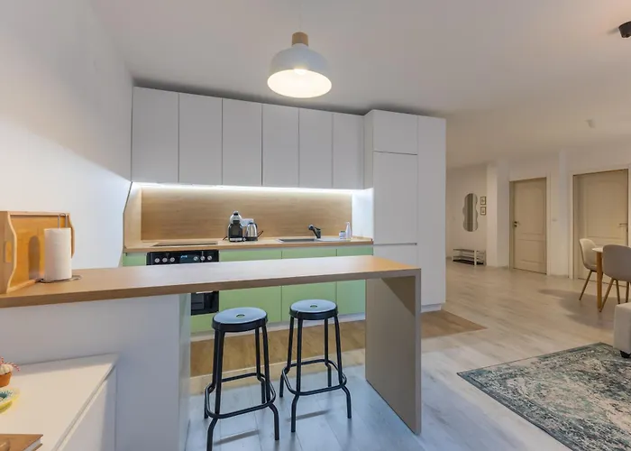 Appartement 2br - Workspace With Elevator